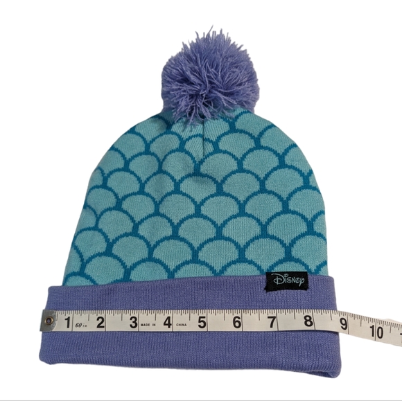 Disney Ariel Mermaid Scale Beanie - Picture 6 of 7